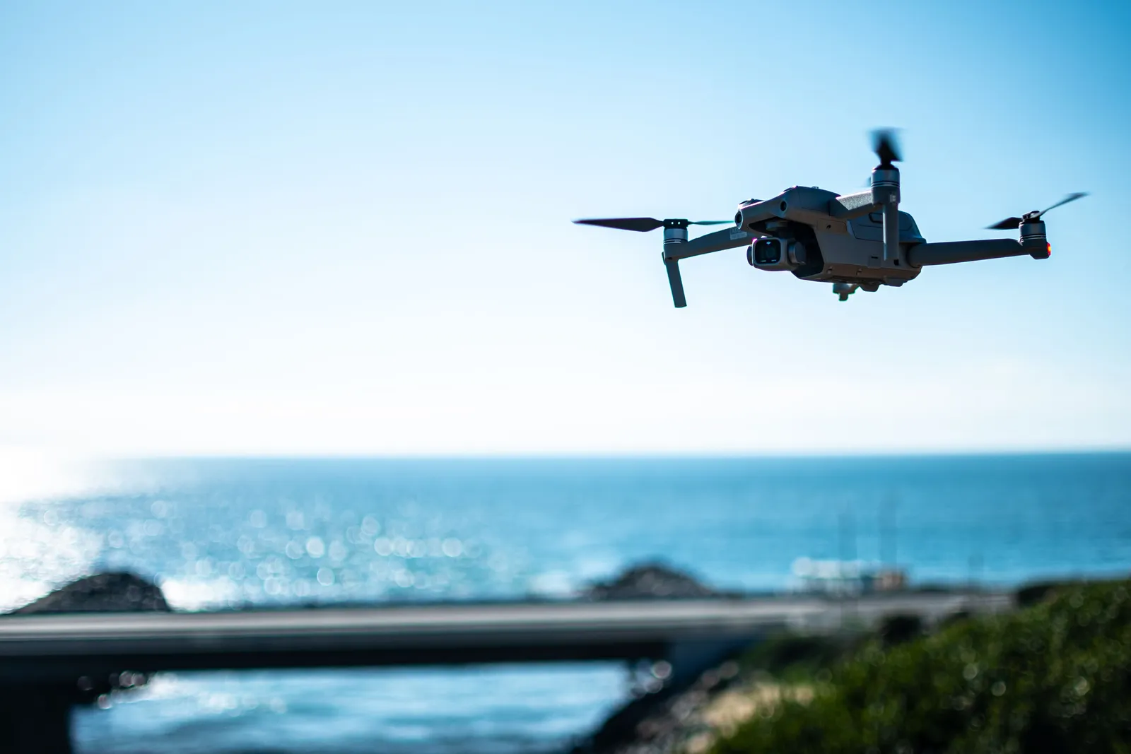 Havadan görüntü alan dron